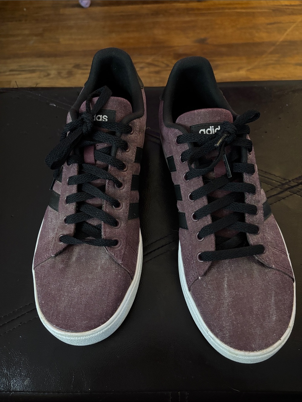 Men’s Adidas in Maroon and Black ortholite float insoles